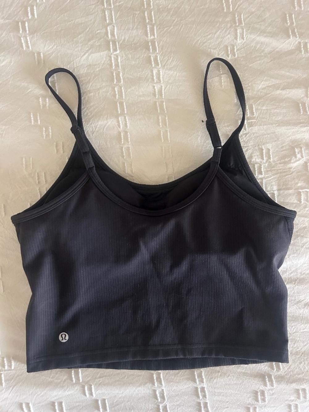 Lulu crop top size 8 like new